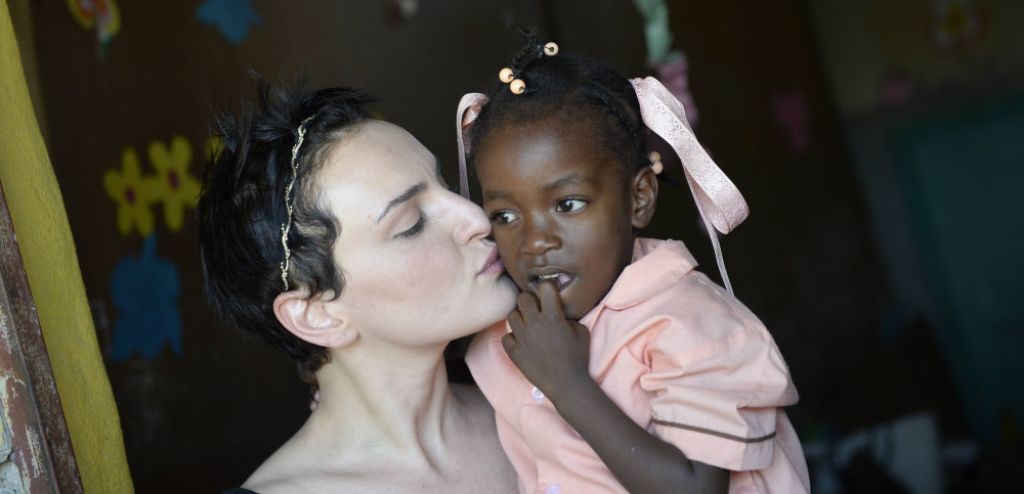 Arisa per l’Ucraina: il 4 aprile a Milano il concerto a favore della Fondazione Francesca Rava