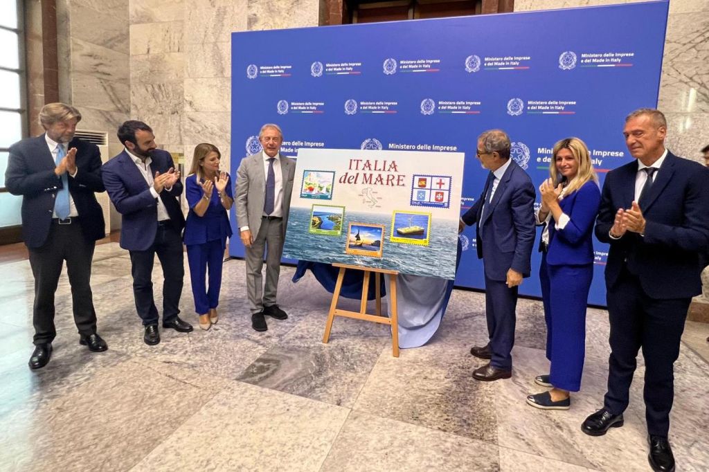 Genova spicca al Ministero delle Imprese e del Made in Italy con il nuovo francobollo delle Repubbliche Marinare
