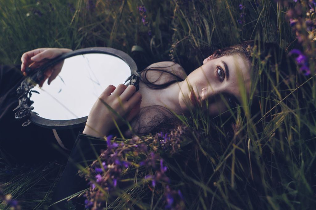 STREA Debutta con il Singolo Hazel: Un Viaggio tra Art Rock, Prog e Folk