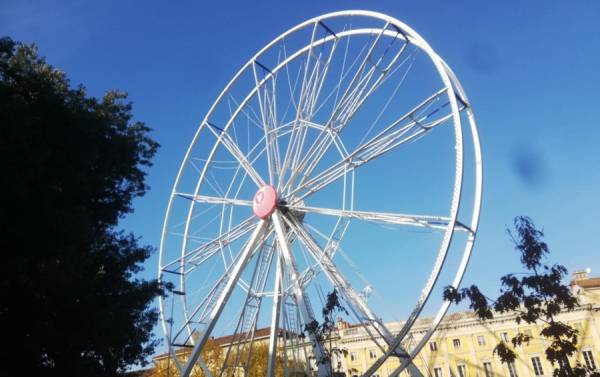 Ruota Panoramica. Cadeo: “sarà pronta per natale”