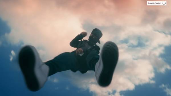 CAPO PLAZA: è online il VIDEOCLIP di ''PANAMA'', il nuovo singolo feat. AYA NAKAMURA, l'artista francese più ascoltata al mondo. Il singolo è contenuto in ''PLAZA - DELUXE EDITION'