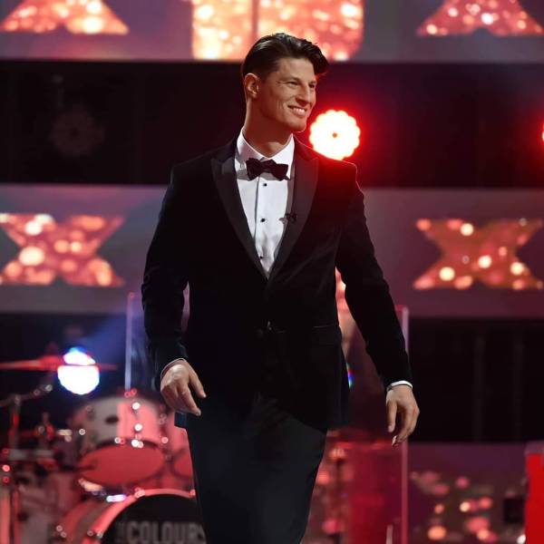 Nick Casciaro vince l’edizione 2021 di X Factor Romania