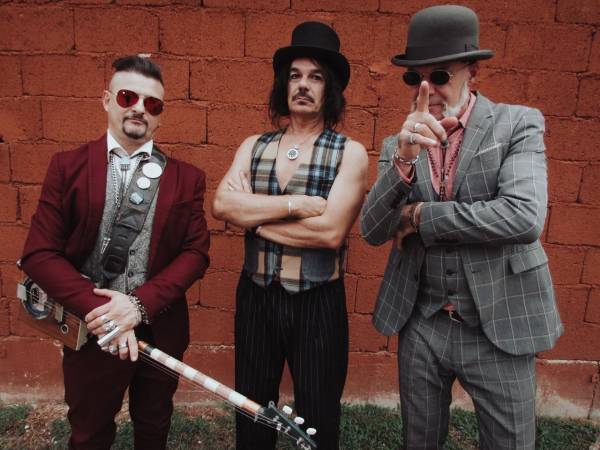 La Vecchia Ha Sempre Ragione: L'Incontro di Generi Musicali in un Nuovo Singolo