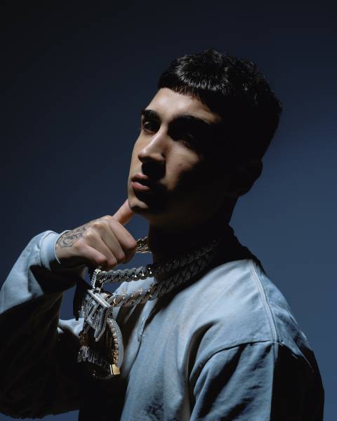 CAPO PLAZA: Il Ritorno di una Star Multiplatino del Rap Italiano con