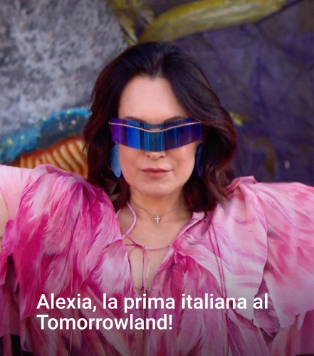 Alexia Riscrive la Storia: Prima Italiana al Tomorrowland con le Nervo e il Rework di ''Uh la la la''