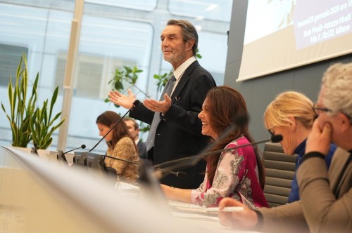 Milano Cortina 2026 — Palazzo Pirelli apre il confronto sull’accessibilità oltre i Giochi Paralimpici